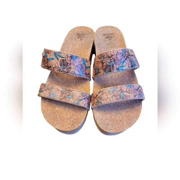 Women's Reef Cushion Vista Hi, size 10 - Picture 2 of 4